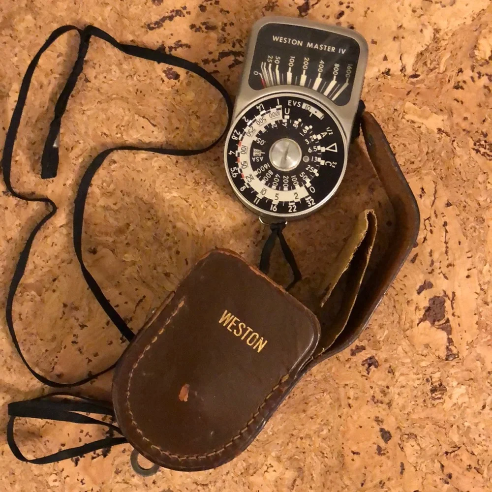 ⬇️⬇️Vintage Weston Master IV light meter